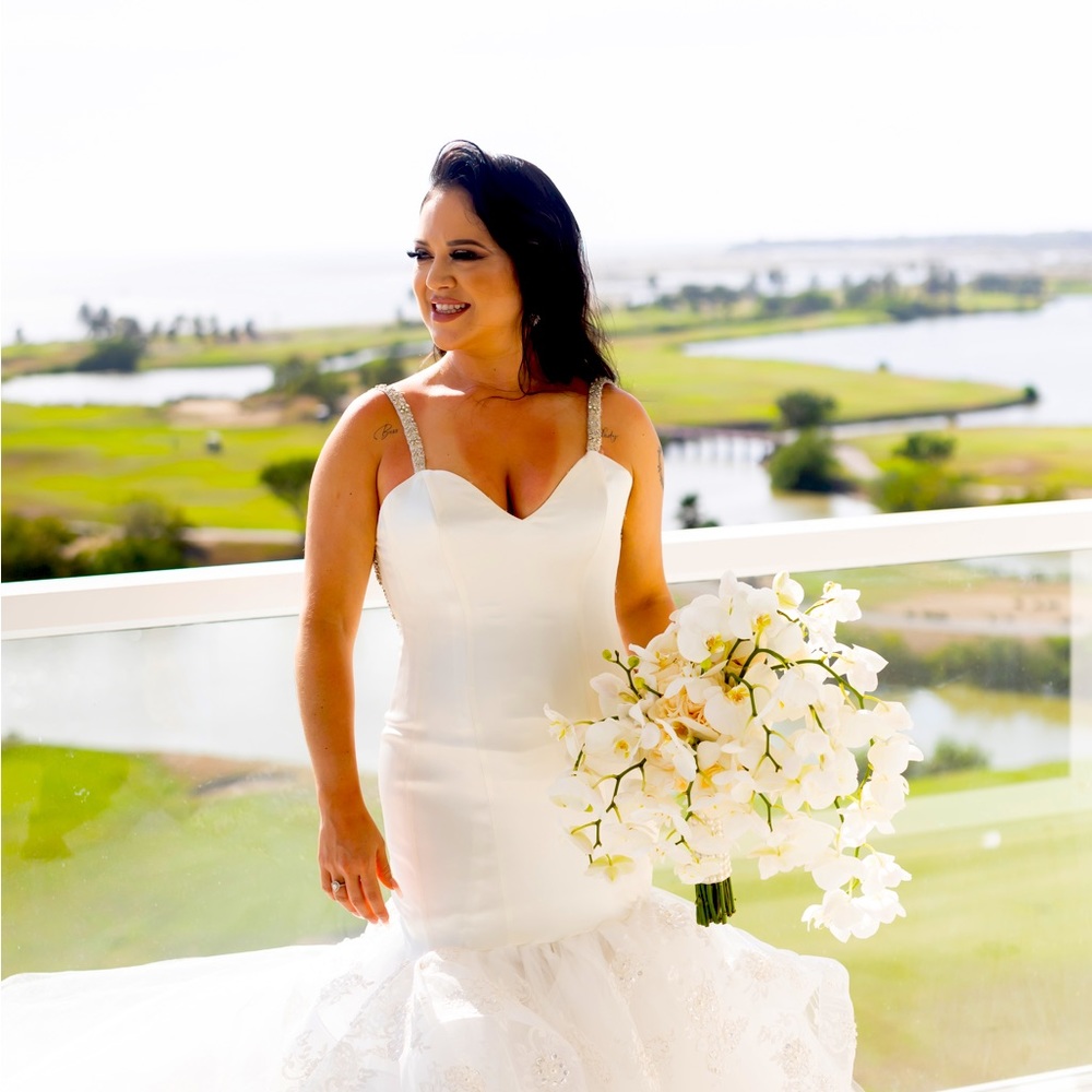 Wedding dress